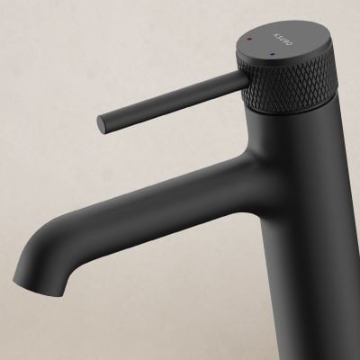 Ksuro 01 10000030 bateria umywalkowa stojąca czarny