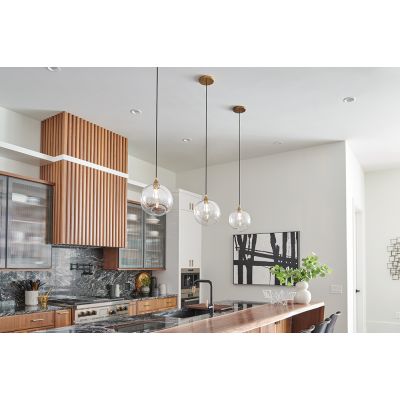 Lampa wisząca 1x60 W mosiądz-przezroczysta QNSKYE1P Quintiesse Skye