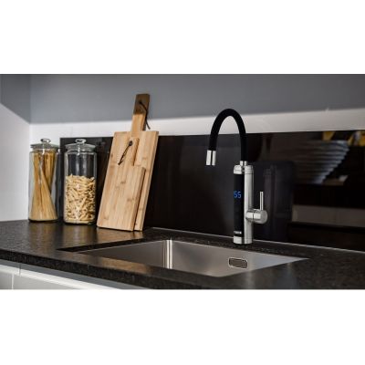 Przepływowy podgrzewacz wody l 3.6 kW elektryczny IWH955 Noveen