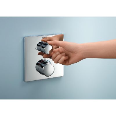 Zestaw prysznicowy podtynkowy termostatyczny z deszczownicą starlight chrome 34882000 Grohe Vitalio Comfort