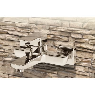 Invena Nyks BU28001 bateria umywalkowa stojąca chrom