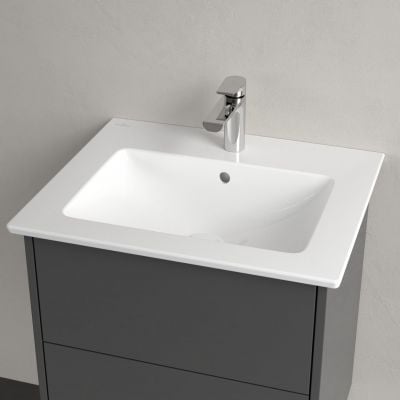 Umywalka z szafką i lustrem S00300FPR1 Villeroy & Boch Finero