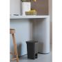 Pojemnik na odpady 10 l czarny 800344 Brabantia StepUp zdj.3