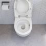 Miska WC z deską wolnoopadającą wisząca bez kołnierza spłukiwanie wirowe biały połysk 503083001 Geberit Selnova zdj.6