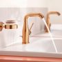 Bateria umywalkowa stojąca brushed warm sunset 23462DL1 Grohe Essence zdj.3