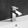 Bateria umywalkowa stojąca starlight chrome 23445000 Grohe Eurocube zdj.11