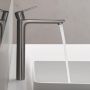 Bateria umywalkowa stojąca brushed hard graphite 23405AL1 Grohe Lineare zdj.9