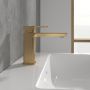 Villeroy & Boch Subway 3.0 TVW11200300076 bateria umywalkowa stojąca złoty zdj.5